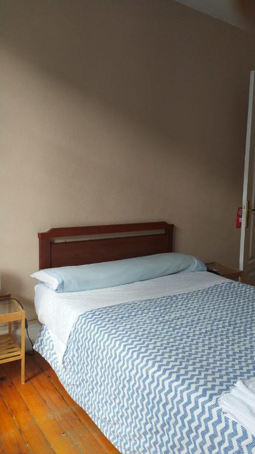 Pension Manoli Bilbao Buitenkant foto