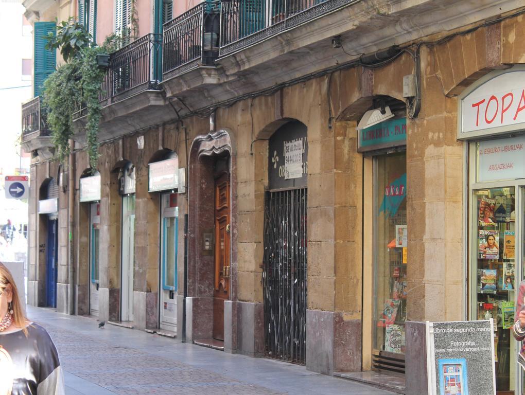 Pension Manoli Bilbao Buitenkant foto